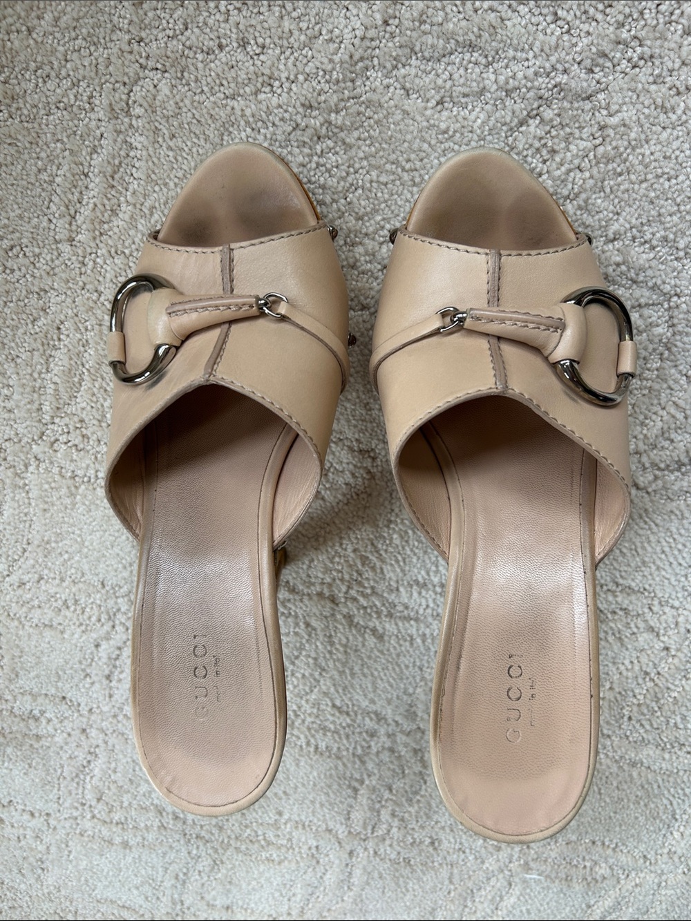 Gucci Nude Leather Platform Mule Sandals with Silver Horsebit - Picture 4 of 7